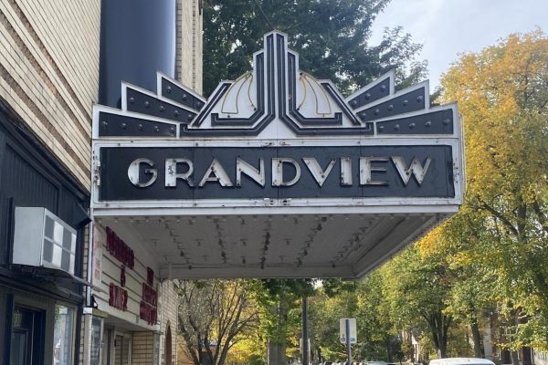 ABSOLUTE CINEMA. Grandview gives a superior movie-watching experience than you average AMC.