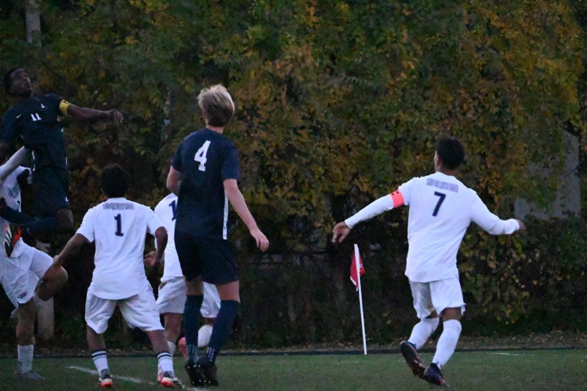 ASTOUNDING ASSIST. Ezra Straub (‘25), the Spartans’ leading assister with previously seven assists, adds one more to the tally with a beautiful header down to senior Carson Granberg (‘25) who tipped the ball into the net to give the Spartans their winning goal in a dramatic 1-0 overtime victory. 